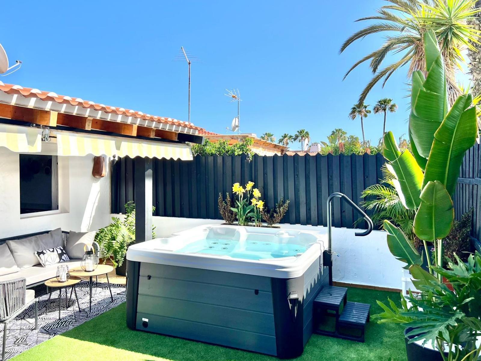 Oasis Beach Holiday Home With Jacuzzi Playa del Inglés Esterno foto